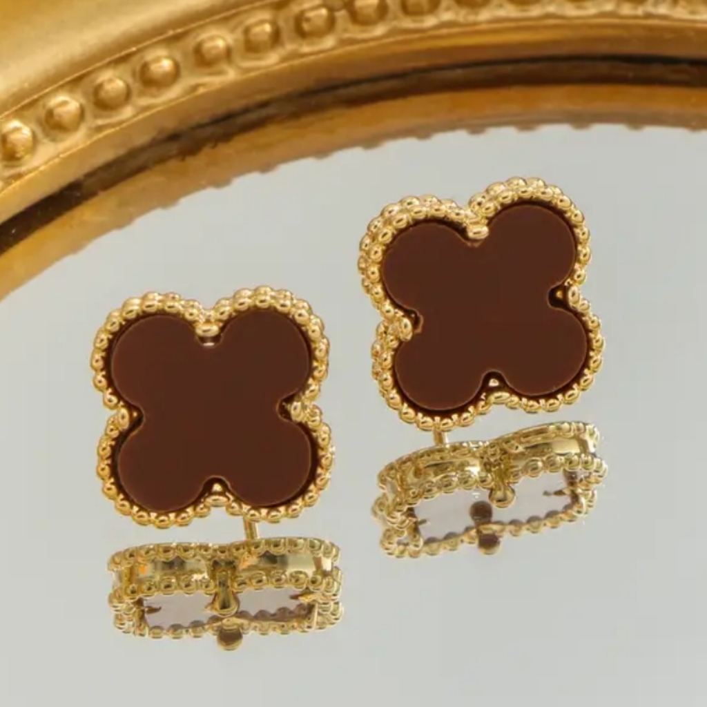 Four-Leaf Clover Design Stud Earrings Elegant Minimalist Stylestainless